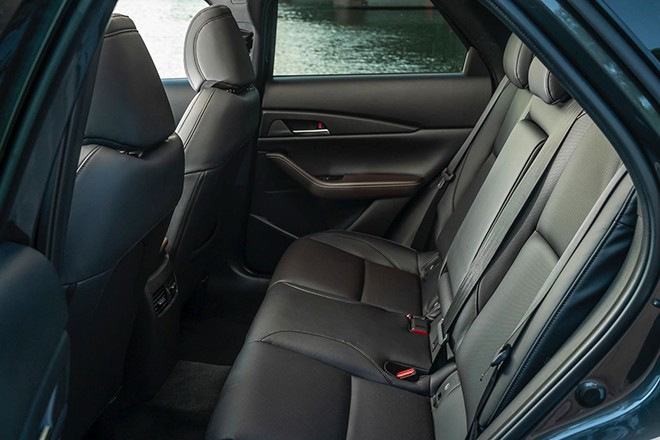 Giá xe Mazda CX-30 niêm yết và lăn bánh tháng 6/2025 - 13