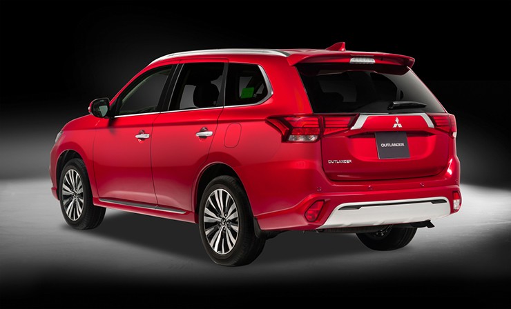 Giá xe Mitsubishi Outlander tháng 6/2025, crossover 7 chỗ từ 825 triệu đồng - 9