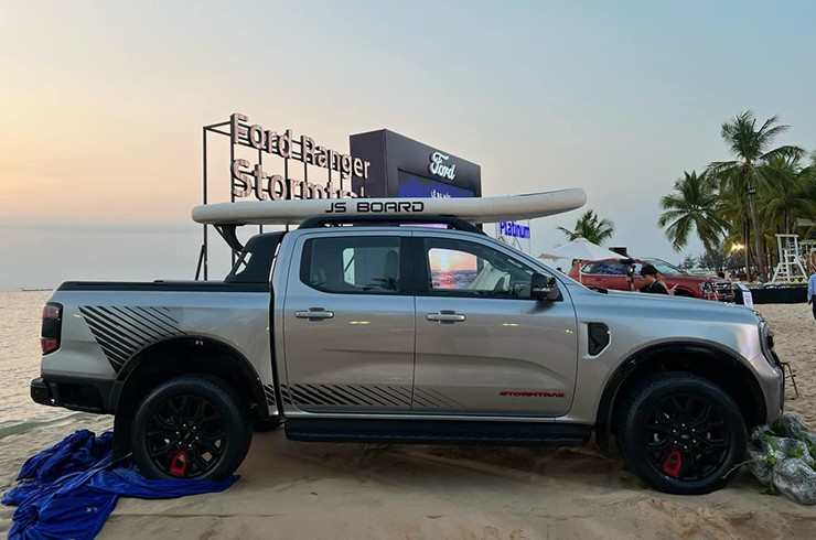 Giá xe Ford Ranger tháng 7/2025, lăn bánh giảm 100% phí trước bạ - 3