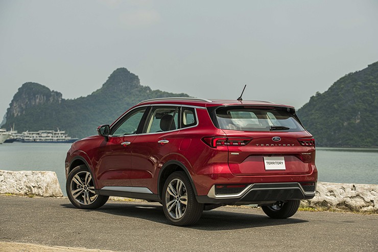 Giá xe lăn bánh Ford Territory tháng 7/2025, hỗ trợ 100% phí trước bạ - 5