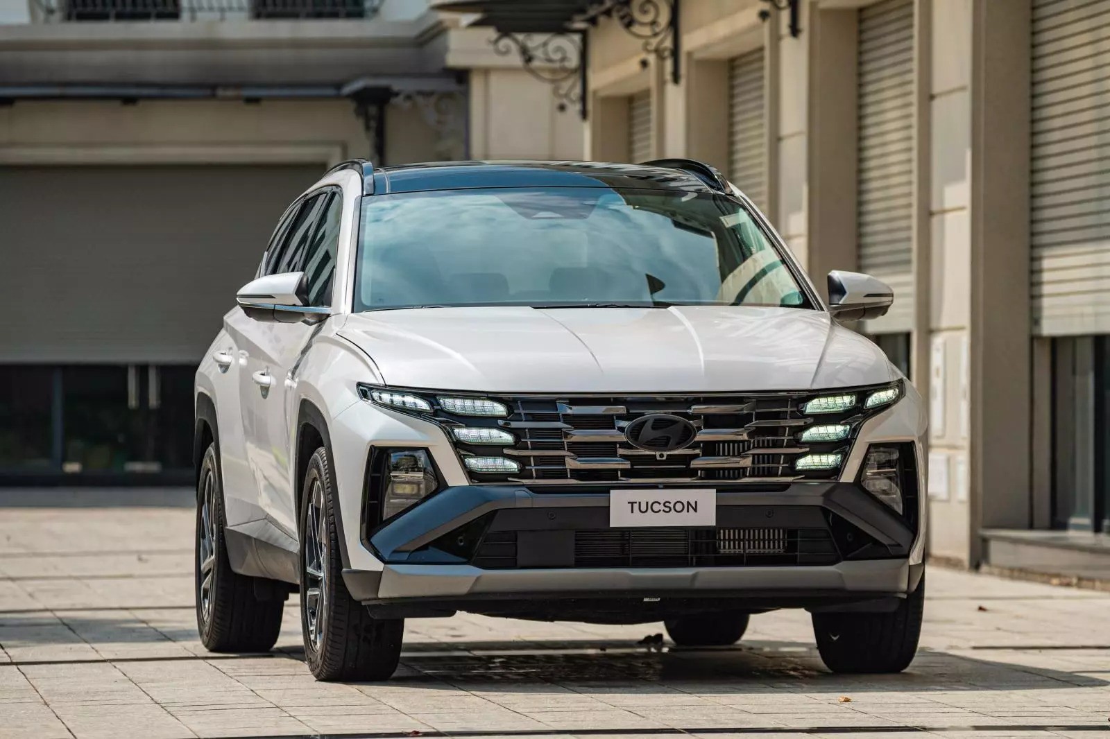 Đánh giá Hyundai Tucson: Khi cảm giác lái không còn "mờ nhạt" - 5