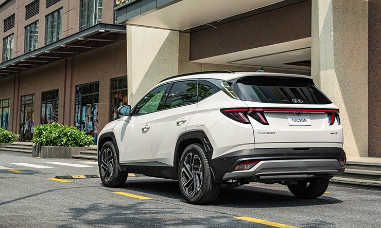 Giá xe Hyundai Tucson tháng 7/2025, bản N Line 989 triệu đồng - 6