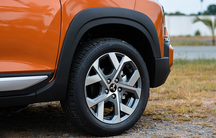 Giá xe Mitsubishi Xpander Cross tháng 6/2025, ưu đãi tới 75 triệu đồng - 5