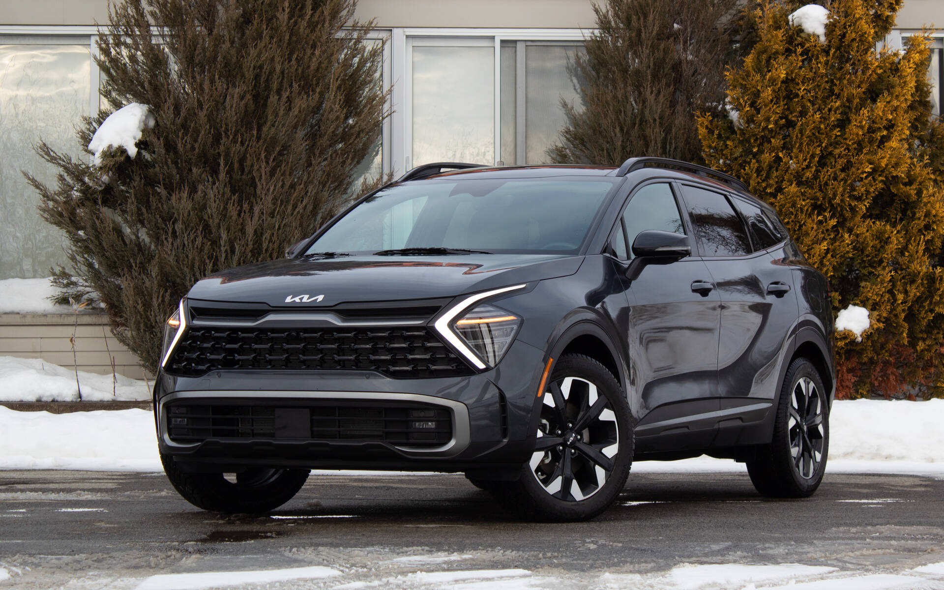 Kia Sportage: Thiết kế đột phá và công nghệ tiên tiến chinh phục khách Việt - 3