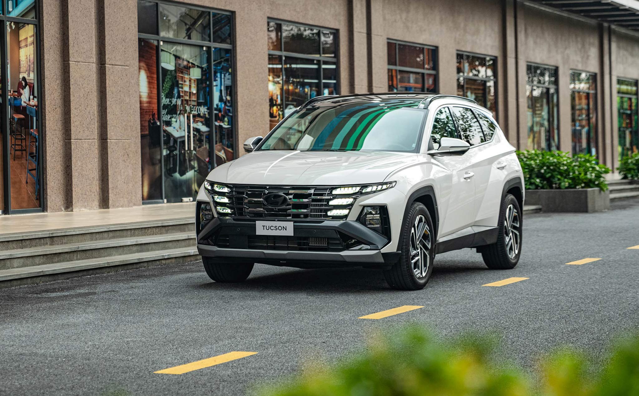 Đánh giá Hyundai Tucson: Khi cảm giác lái không còn "mờ nhạt" - 3