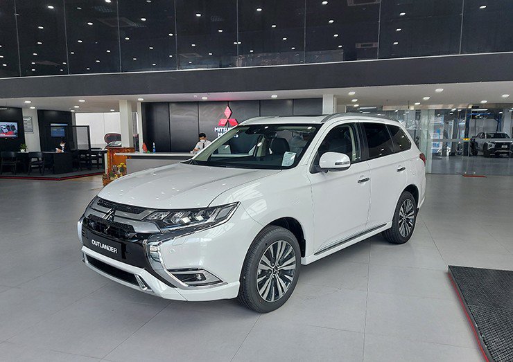 Mitsubishi Outlander 2025 "lột xác" thế nào để so kè với Mazda CX-5? - 14