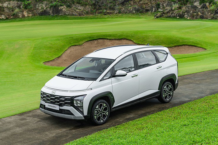Stargazer: SUV giá rẻ nhưng "thở" không khí cao cấp - 9