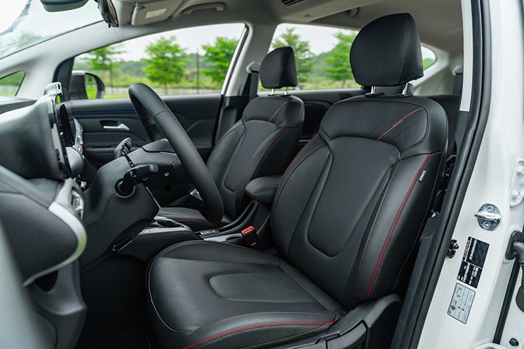 Stargazer: SUV giá rẻ nhưng "thở" không khí cao cấp - 6