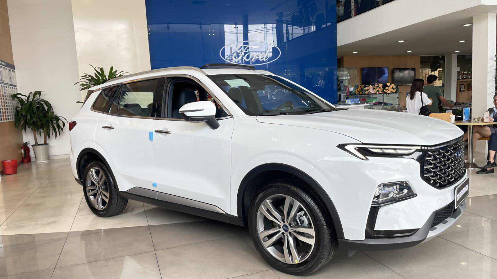 Ford Territory so kè Mazda CX-5: Ai mới là "lâu đài di động" đích thực? - 8