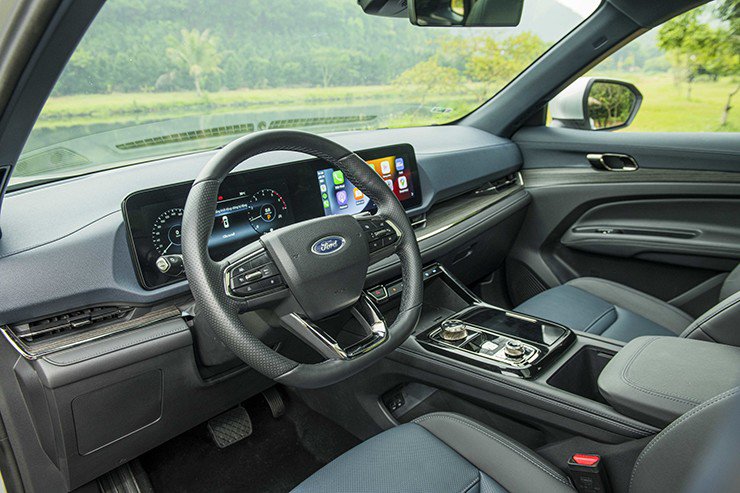 Ford Territory so kè Mazda CX-5: Ai mới là "lâu đài di động" đích thực? - 10