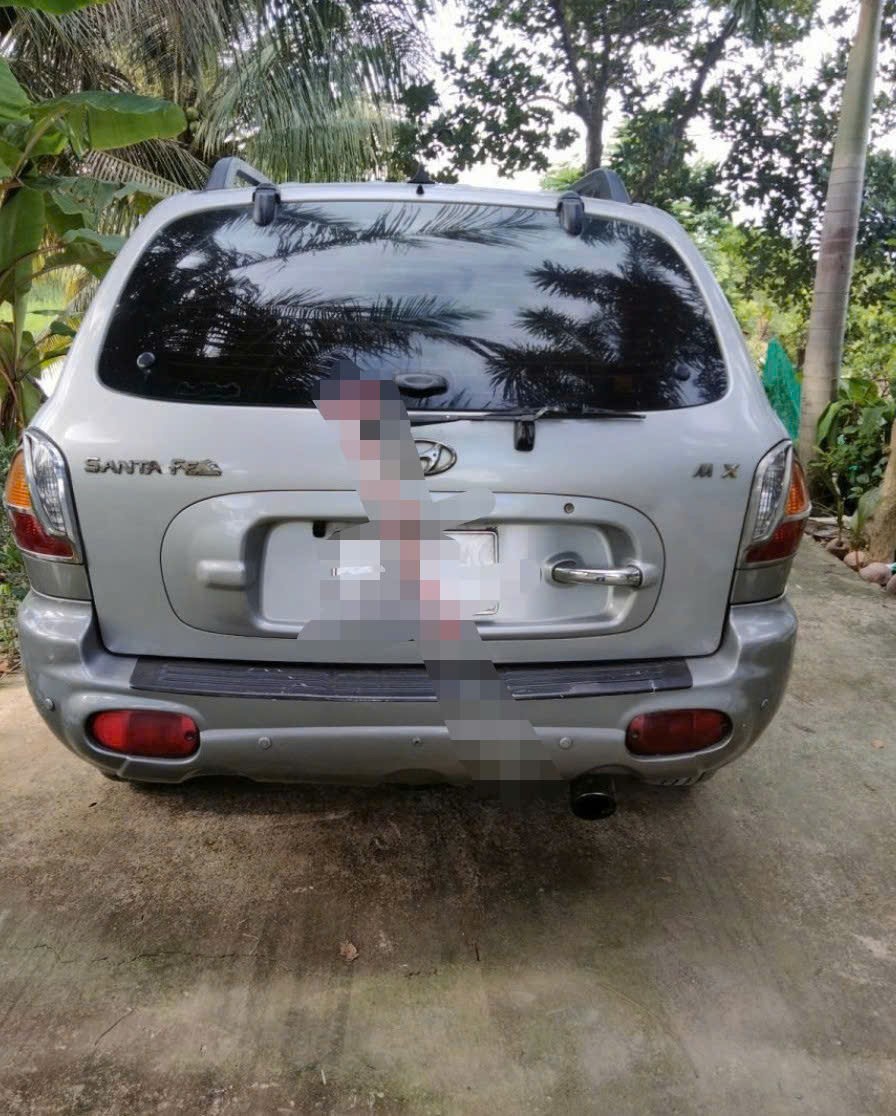 Hyundai SantaFe "cổ lỗ sỉ" vẫn "nguyên keo chỉ", giá 175 triệu đồng - 5