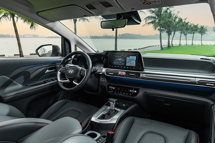 Giá xe Hyundai Stargazer niêm yết và lăn bánh tháng 8/2025 - 12